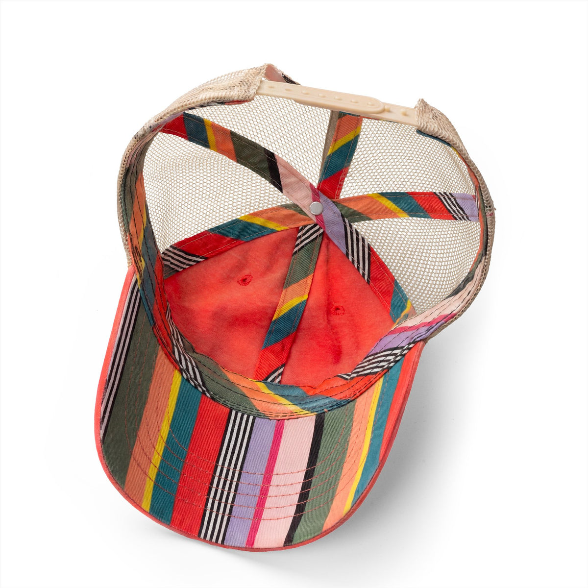 Mommin’ embroidered hat