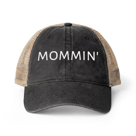 Mommin’ embroidered hat