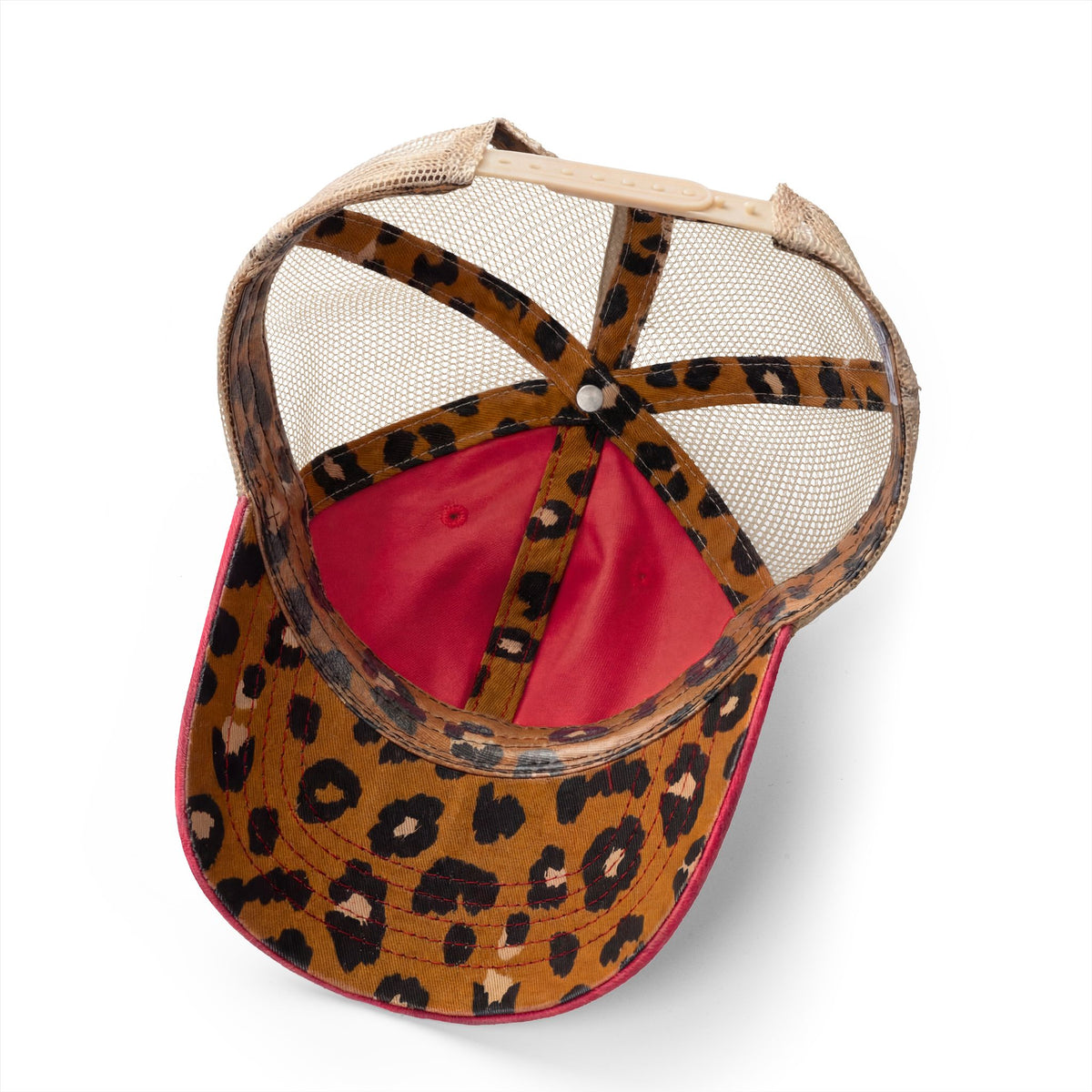 Mommin’ embroidered hat
