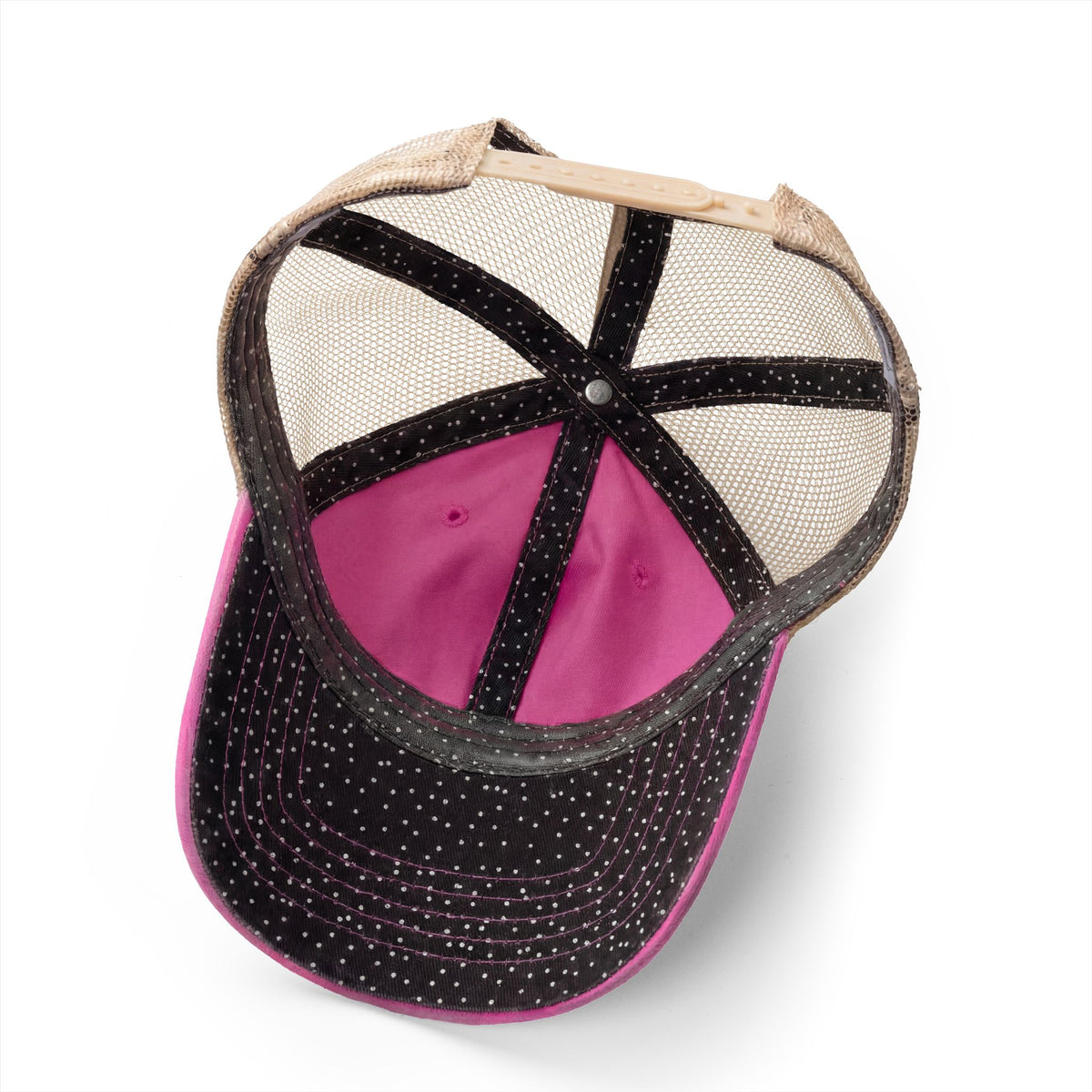 Mommin’ embroidered hat
