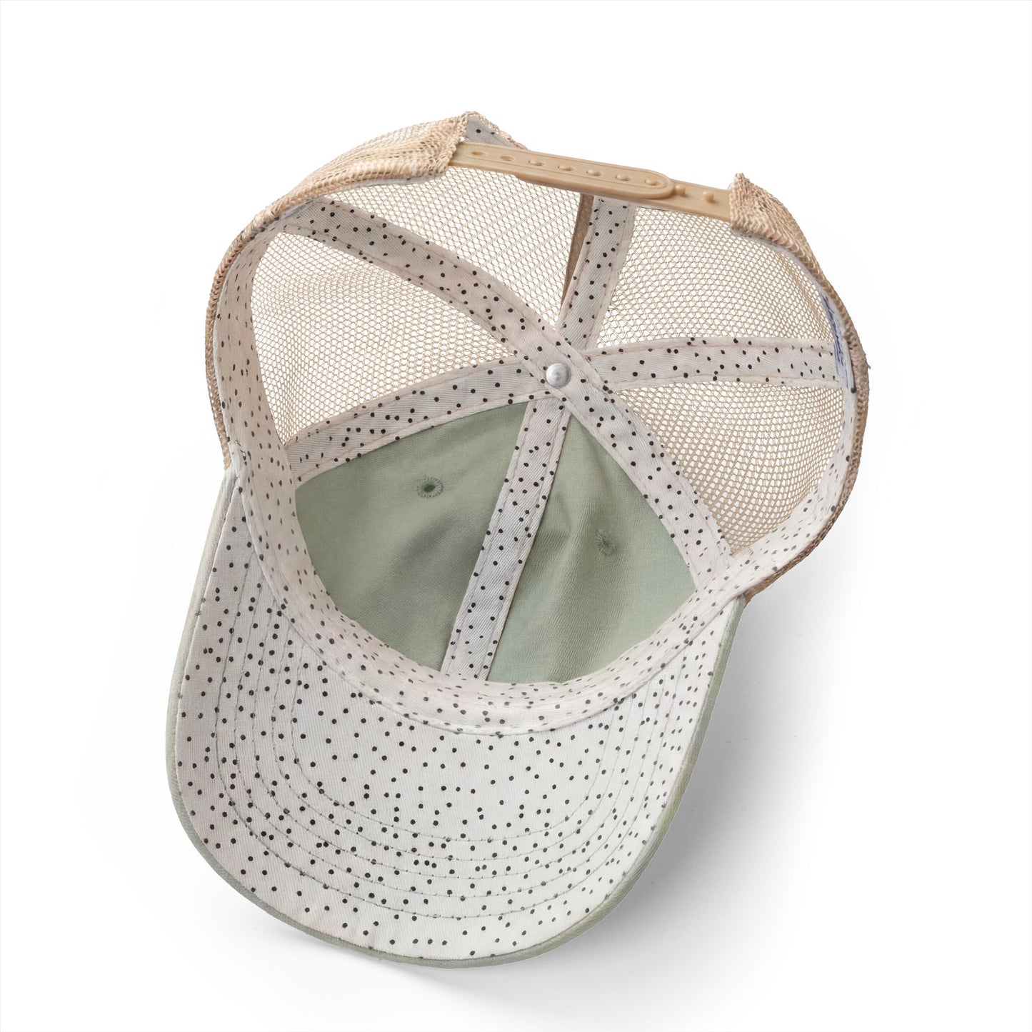 Mommin’ embroidered hat