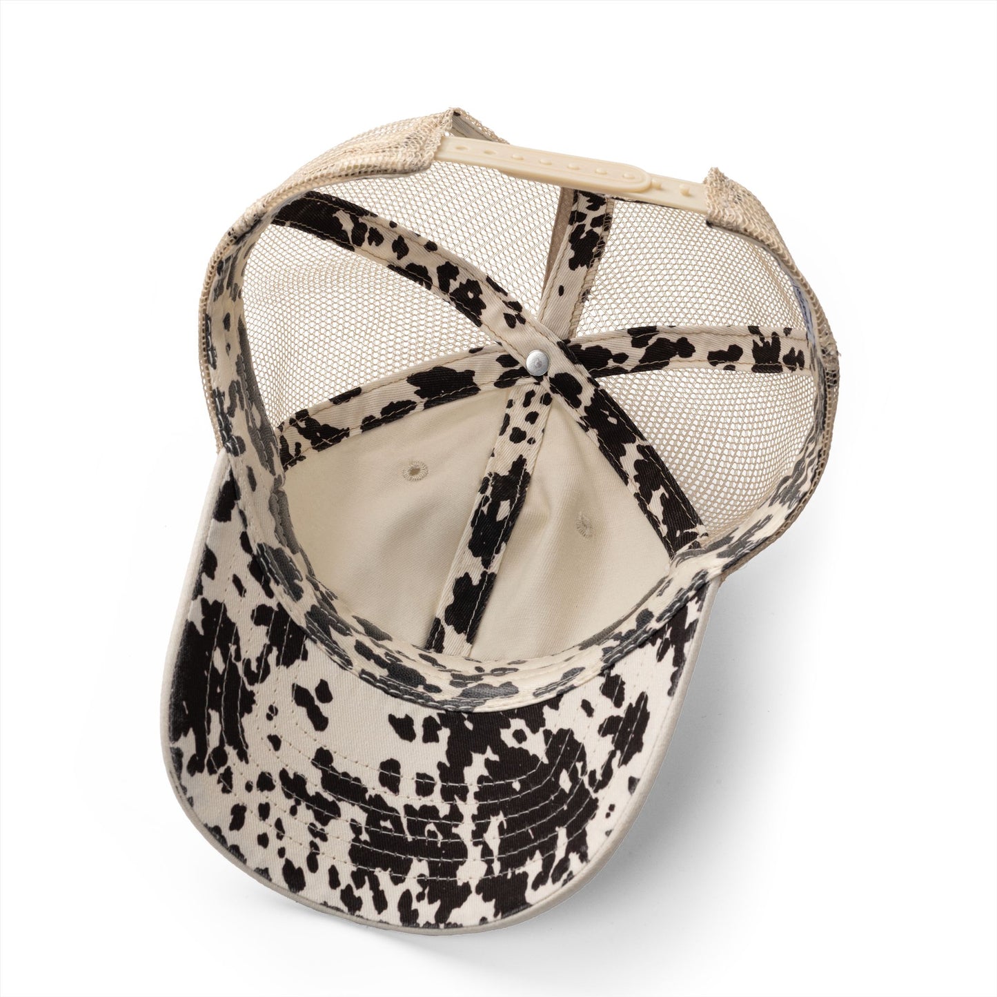 Mommin’ embroidered hat